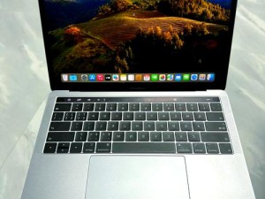 19 岁的日本年轻人如何选择适合自己的 macbook pro？