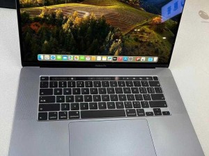 18 岁的 Macbook Pro 高清屏为什么如此受欢迎？